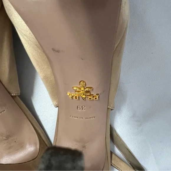 Prada satin Gold Slingback Heels with Bow - Picture 5 of 6